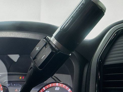 Used 2021 Nissan Titan PRO-4X w/ Pro-4x Convenience Package image 20