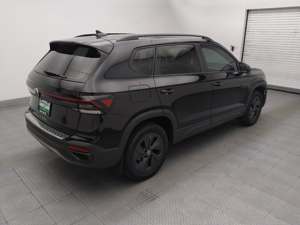Used 2025 Volkswagen Taos S FWD image 10