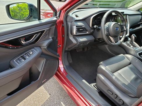 Used 2025 Subaru Legacy Limited AWD/4WD image 8