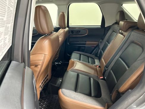 Certified 2024 Ford Bronco Sport Outer Banks w/ Tech Package AWD/4WD image 28