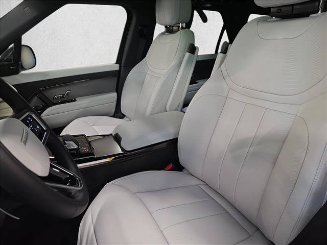 New 2027 Land Rover Range Rover Sport SE AWD/4WD image 15