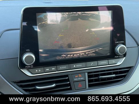 Used 2024 Nissan Altima 2.5 SR FWD image 24