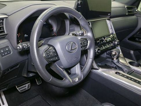Used 2024 Lexus LX 600 F Sport image 27