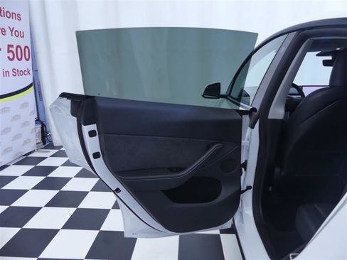 Used 2023 Tesla Model Y Long Range AWD/4WD image 27