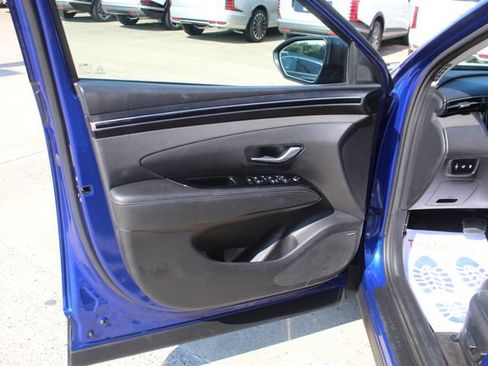 Used 2022 Hyundai Tucson SEL w/ Convenience + Premium Package FWD image 12