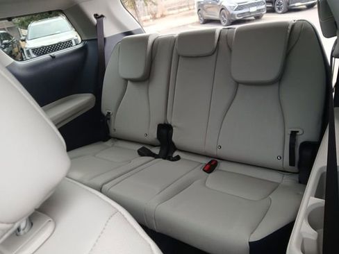 New 2026 Kia Carnival SX image 24