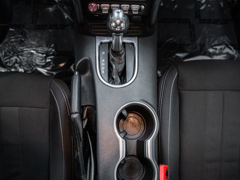 Certified 2022 Ford Mustang Coupe w/ Equipment Group 101A image 31