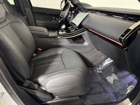 Used 2023 Land Rover Range Rover Sport SE image 29