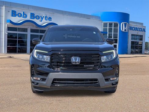 Certified 2022 Honda Ridgeline Black Edition image 8