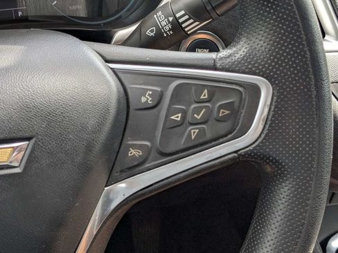 Used 2022 Chevrolet Malibu LT FWD image 21
