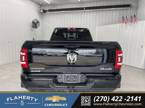 Used 2024 RAM 3500 Big Horn w/ Level 2 Equipment Group image 4