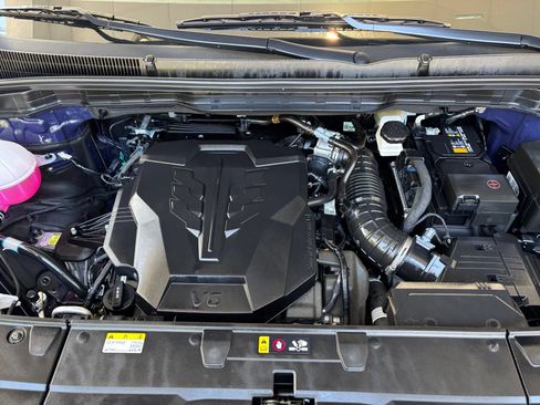 Used 2026 Kia Carnival FWD image 35