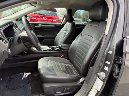 Used 2016 Ford Fusion Energi SE image 8