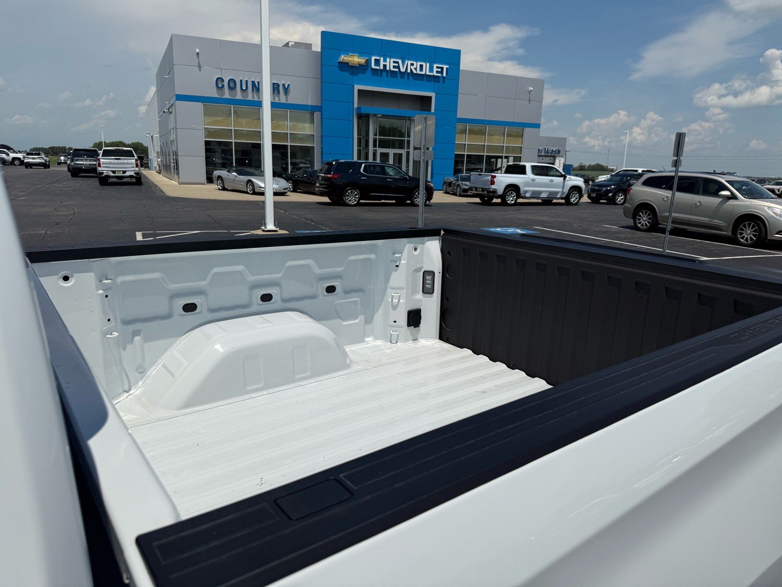 Used 2026 Chevrolet Silverado 1500 RST w/ All Star Edition Plus AWD/4WD image 10