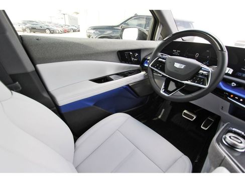 New 2026 Cadillac Optiq Sport 1 image 8