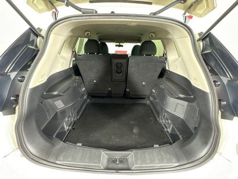 Used 2017 Nissan Rogue S FWD image 45