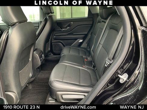 Certified 2022 Lincoln Corsair AWD w/ Equipment Group 101A image 21