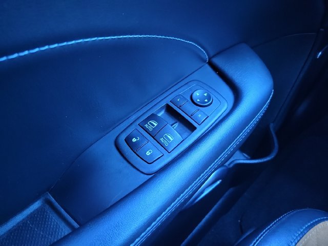 Used 2022 Dodge Challenger R/T Scat Pack w/ Plus Package RWD image 24