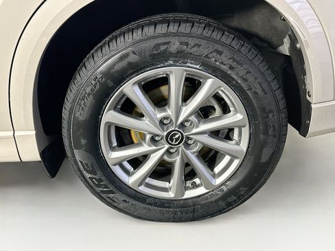 Used 2025 MAZDA CX-5 AWD 2.5 S w/ Preferred Package image 11