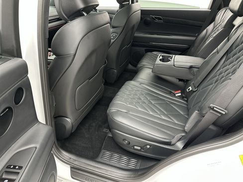 Certified 2026 Genesis GV80 3.5T Prestige AWD/4WD image 23