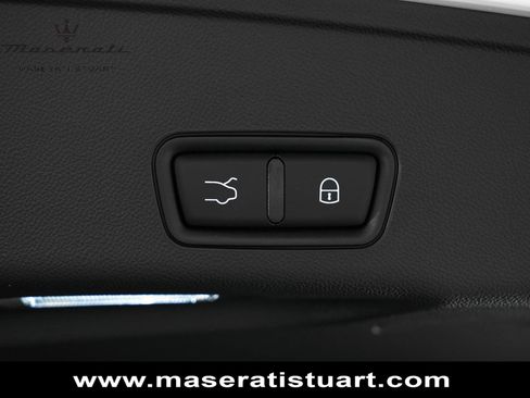 New 2025 Maserati Grecale Modena AWD/4WD image 31