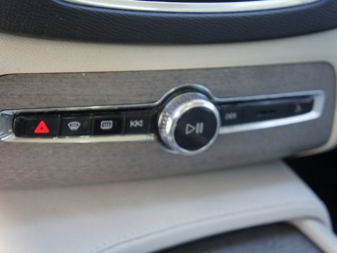 Certified 2023 Volvo XC90 B6 Plus w/ Protection Package Premier image 20