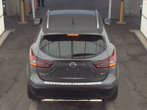 Certified 2020 Nissan Rogue Sport SV image 5