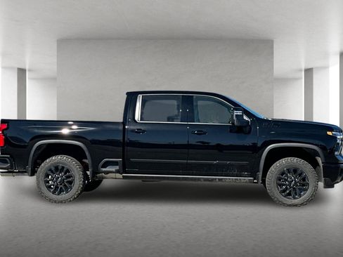 New 2026 Chevrolet Silverado 2500 High Country w/ Midnight Edition image 3