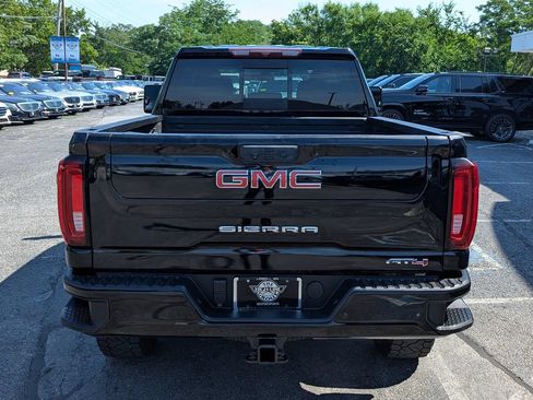 Used 2022 GMC Sierra 3500 AT4 w/ AT4 Preferred Package AWD/4WD image 8