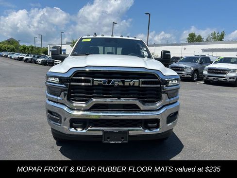 New 2025 RAM 2500 Tradesman AWD/4WD image 10
