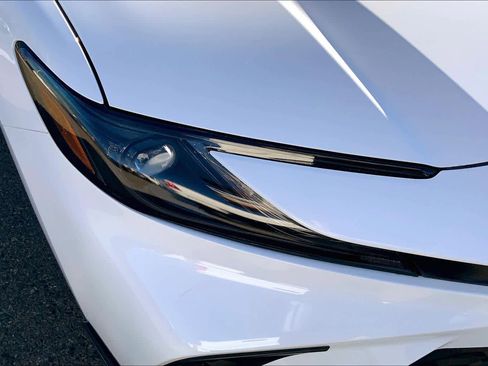 New 2026 Toyota Camry SE image 13