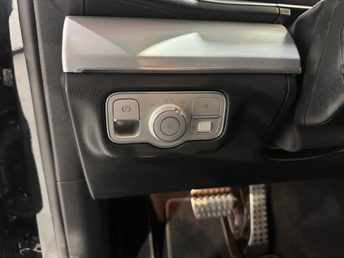 Used 2026 Mercedes-Benz GLS 450 4MATIC image 34
