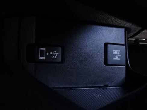 Used 2021 Honda Civic Sport image 32