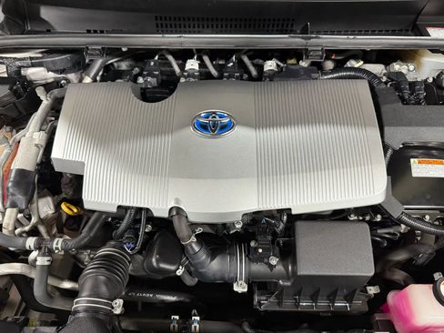 Used 2019 Toyota Prius Prime Premium image 35