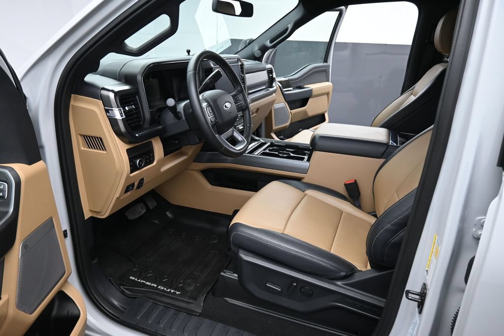 Used 2026 Ford F250 Lariat w/ Tremor Off-Road Package AWD/4WD image 11