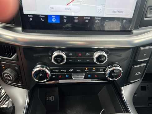 New 2025 Ford F150 Lariat w/ Equipment Group 501A Mid image 25