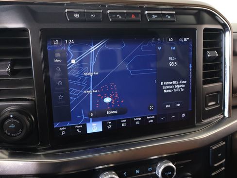 Used 2024 Ford F250 King Ranch w/ FX4 Off-Road Package AWD/4WD image 7