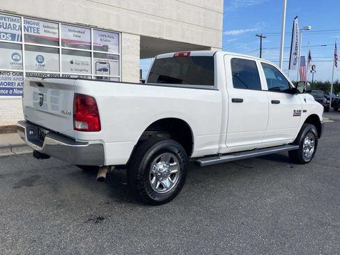 Used 2014 RAM 2500 Tradesman w/ Chrome Appearance Group AWD/4WD image 7