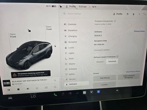 Used 2021 Tesla Model Y Long Range image 19