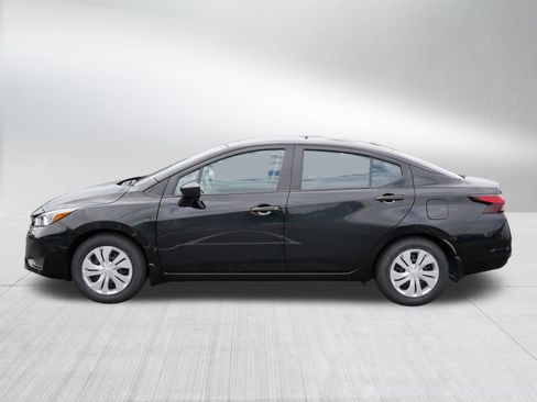 Used 2024 Nissan Versa S w/ Trunk Package FWD image 4
