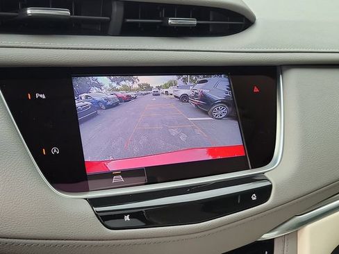 Certified 2024 Cadillac XT5 Premium Luxury FWD image 29
