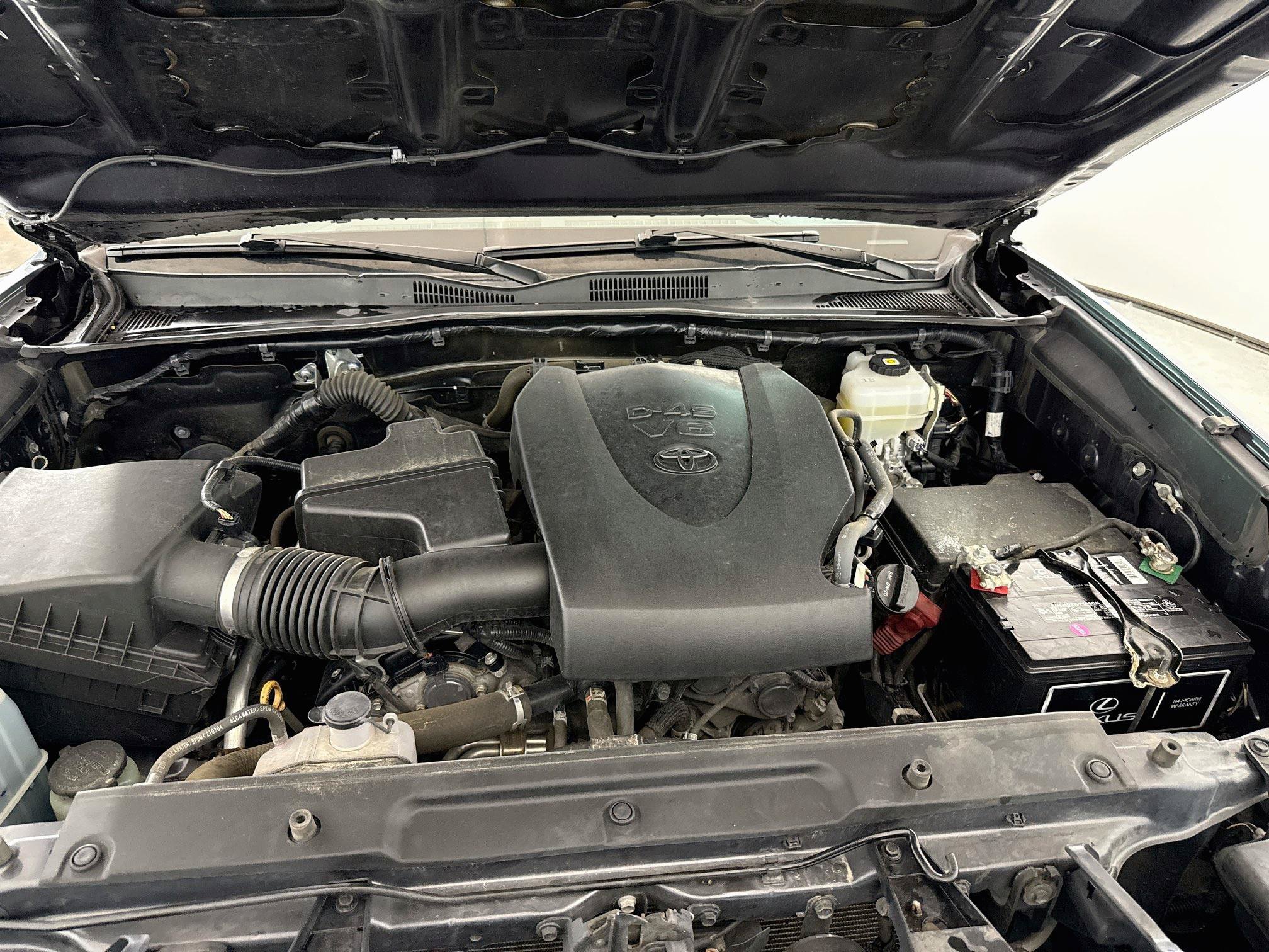 Used 2021 Toyota Tacoma TRD Off-Road AWD/4WD image 26