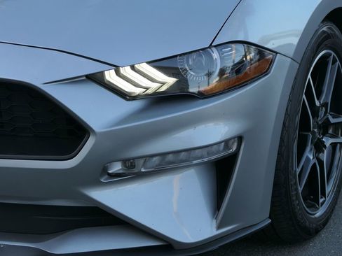 Used 2021 Ford Mustang Premium image 10