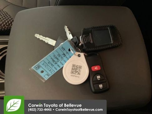 Used 2019 Nissan Frontier PRO-4X image 27