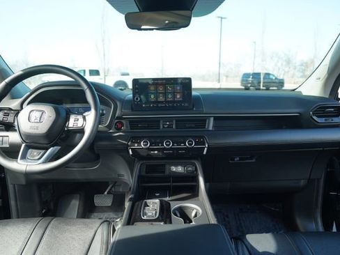 Used 2023 Honda Pilot Elite image 27