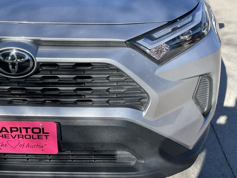 Used 2025 Toyota RAV4 XLE image 8