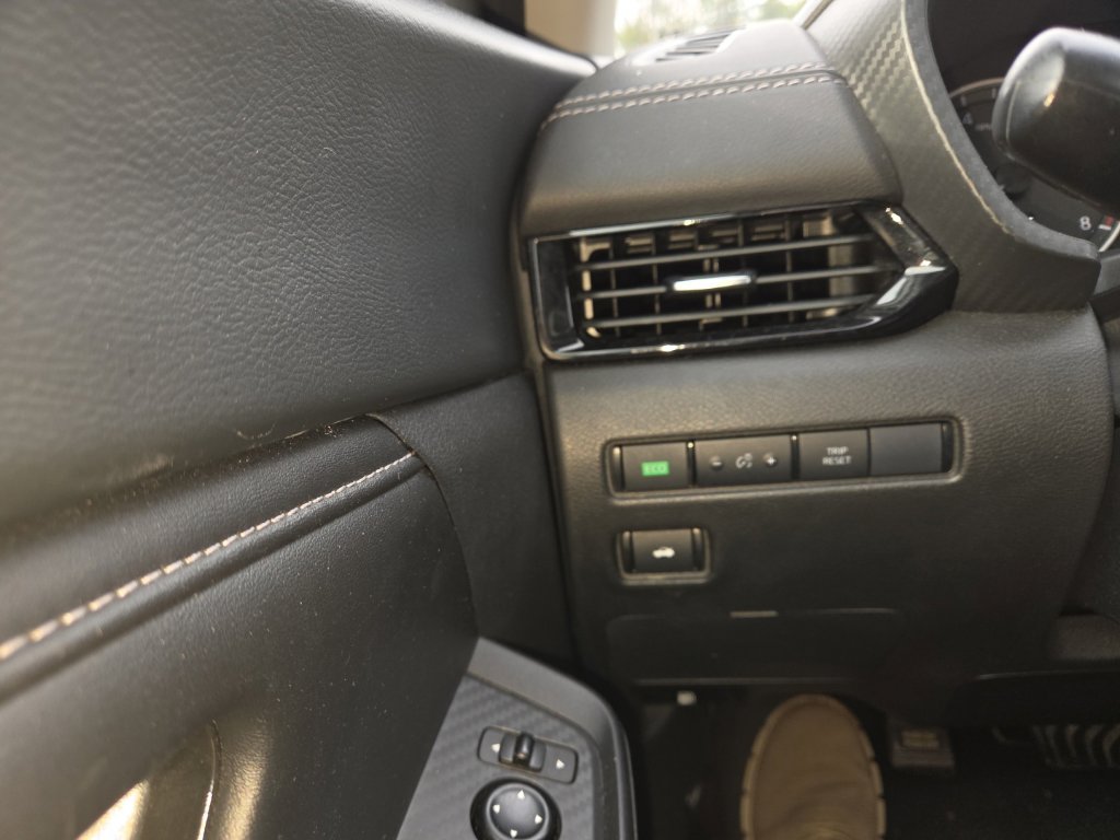 Used 2024 Nissan Sentra SV FWD image 19