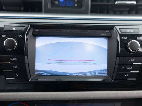 Used 2015 Toyota Corolla LE FWD image 32