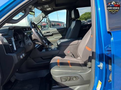 Used 2022 GMC Sierra 1500 AT4 w/ AT4 Preferred Package AWD/4WD image 10