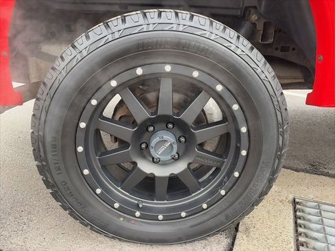 Used 2018 Ford F150 XLT w/ Equipment Group 302A Luxury image 10